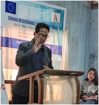 Dr Viketoulie Pienyü, Senior Medical Officer, State Mental Health Institute speaking at the seminar on SDG Goal 16 with the youth of Nagabazar, Kohima.